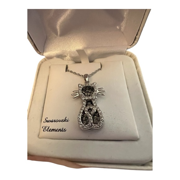 Not for sale, sold, do not buy.NEW~ The "Swarovski Elements 925 Necklace" - Picture 4 of 8